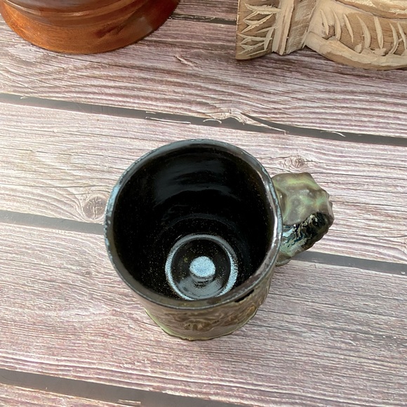 Artisan made Army/ Olive Green Mug w/ primitive texture & leaf application. - Picture 6 of 10